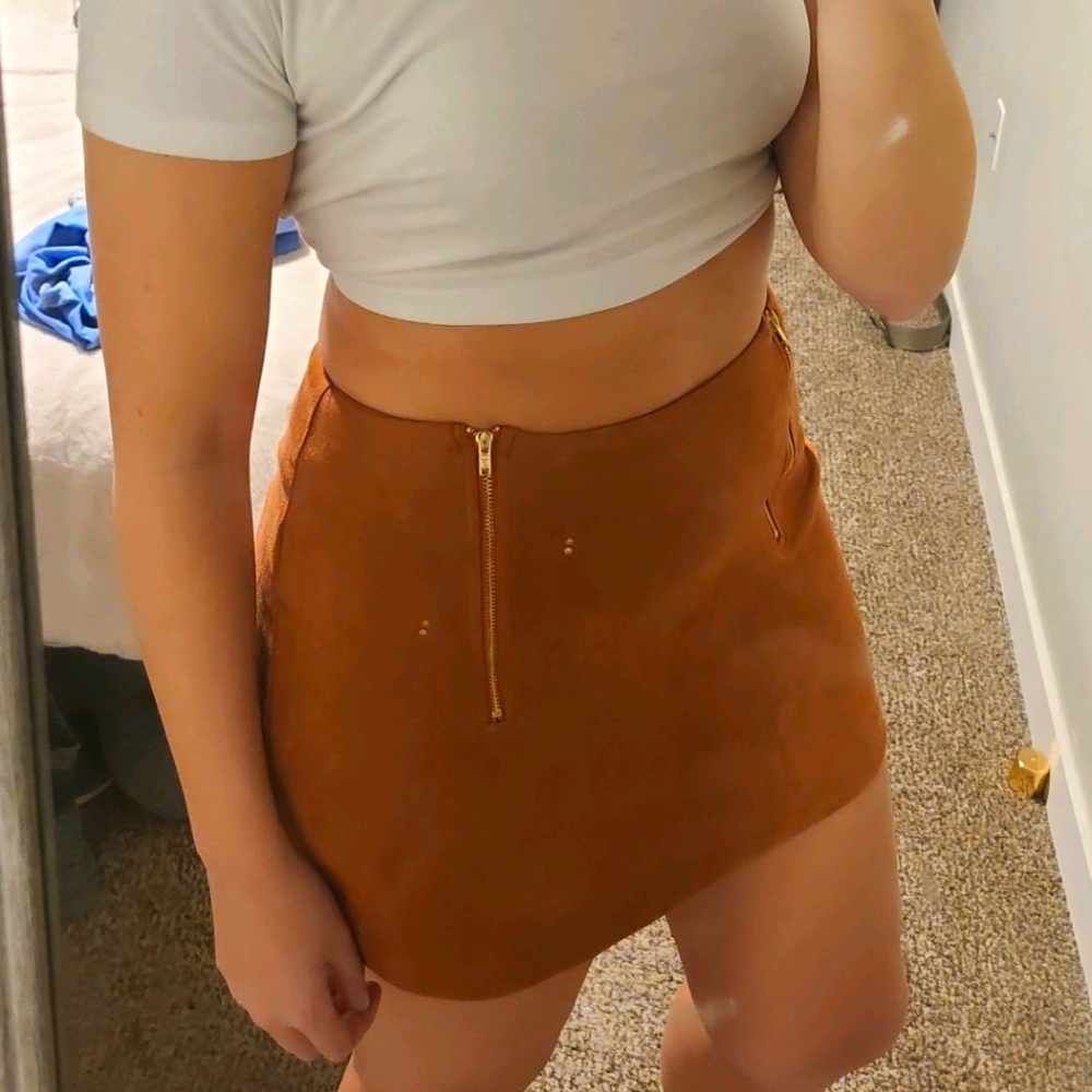 Stretch mini skirt